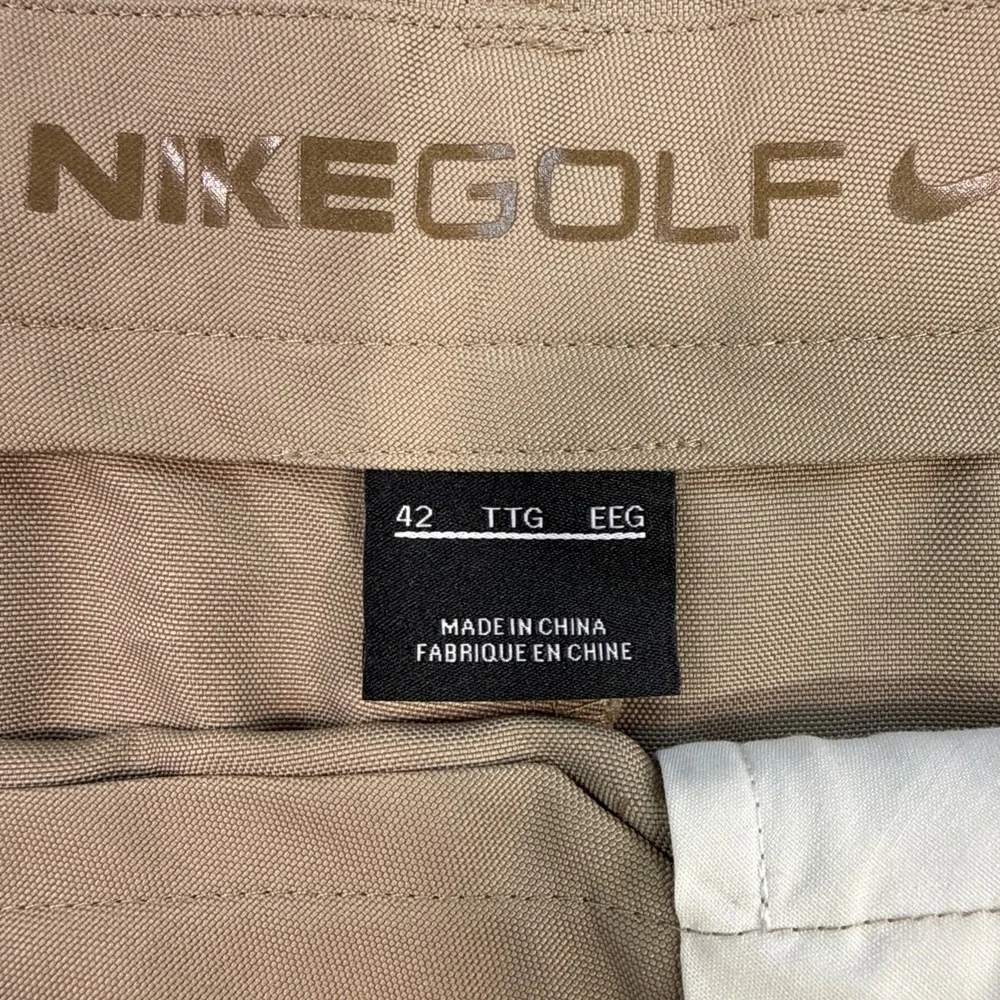 Nike Golf SHORTS MENS 42 Tan Flat Front  Dri-FIT